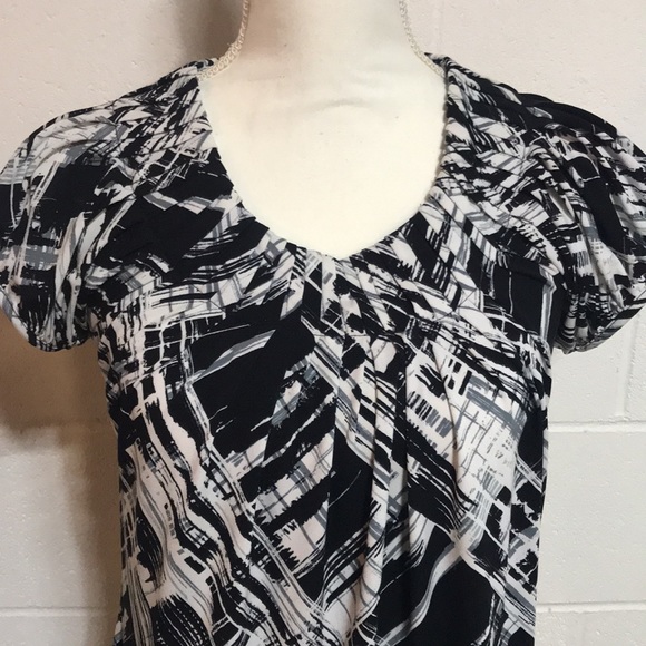 Style & Co Black/White S/S Top - Picture 2 of 6